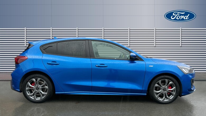 Ford Focus 1.0 EcoBoost Hybrid mHEV 155 ST-Line 5dr Auto Petrol Hatchback